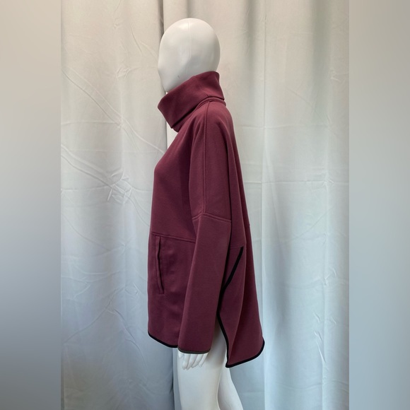 The North Face Women’s Turtleneck - Picture 3 of 13